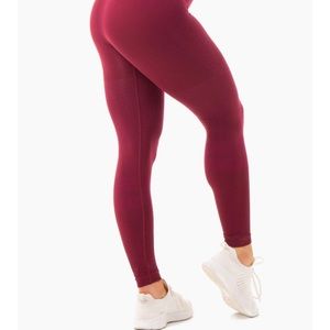 NWT, luxe brand Ryderwear, seamless high waisted leggings